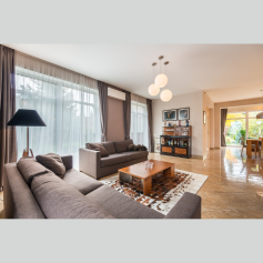 salon fa Bintou avec décoration